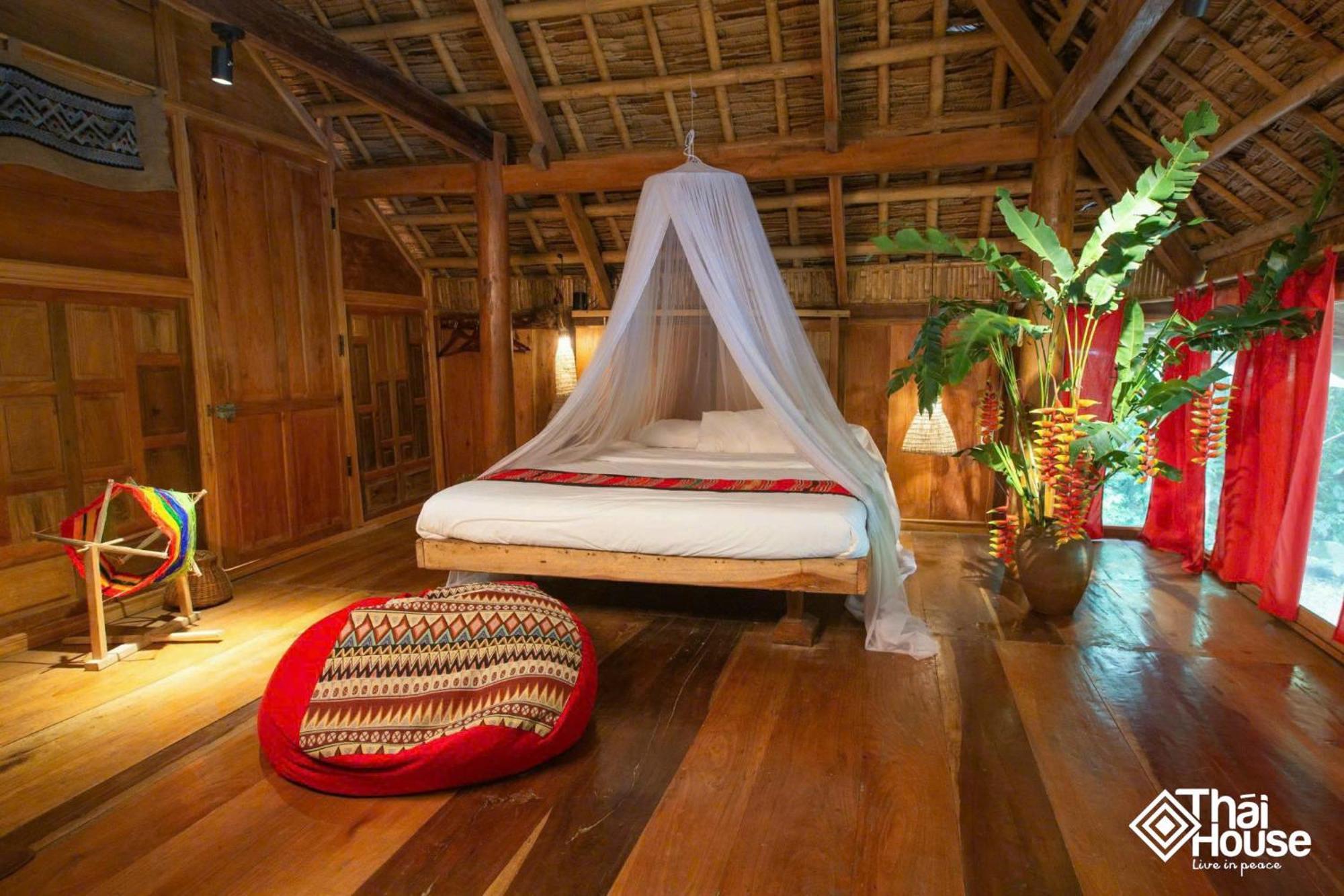 Thai House Pu Luong - Century Old Stilt House With Terrace Views Huong Ba Thuoc Kültér fotó