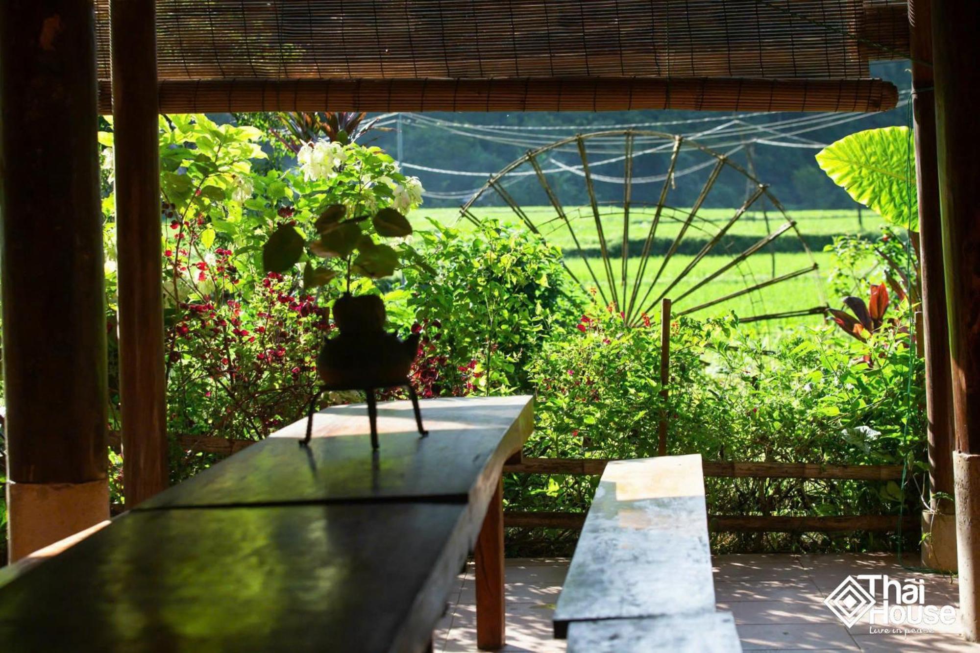 Thai House Pu Luong - Century Old Stilt House With Terrace Views Huong Ba Thuoc Kültér fotó