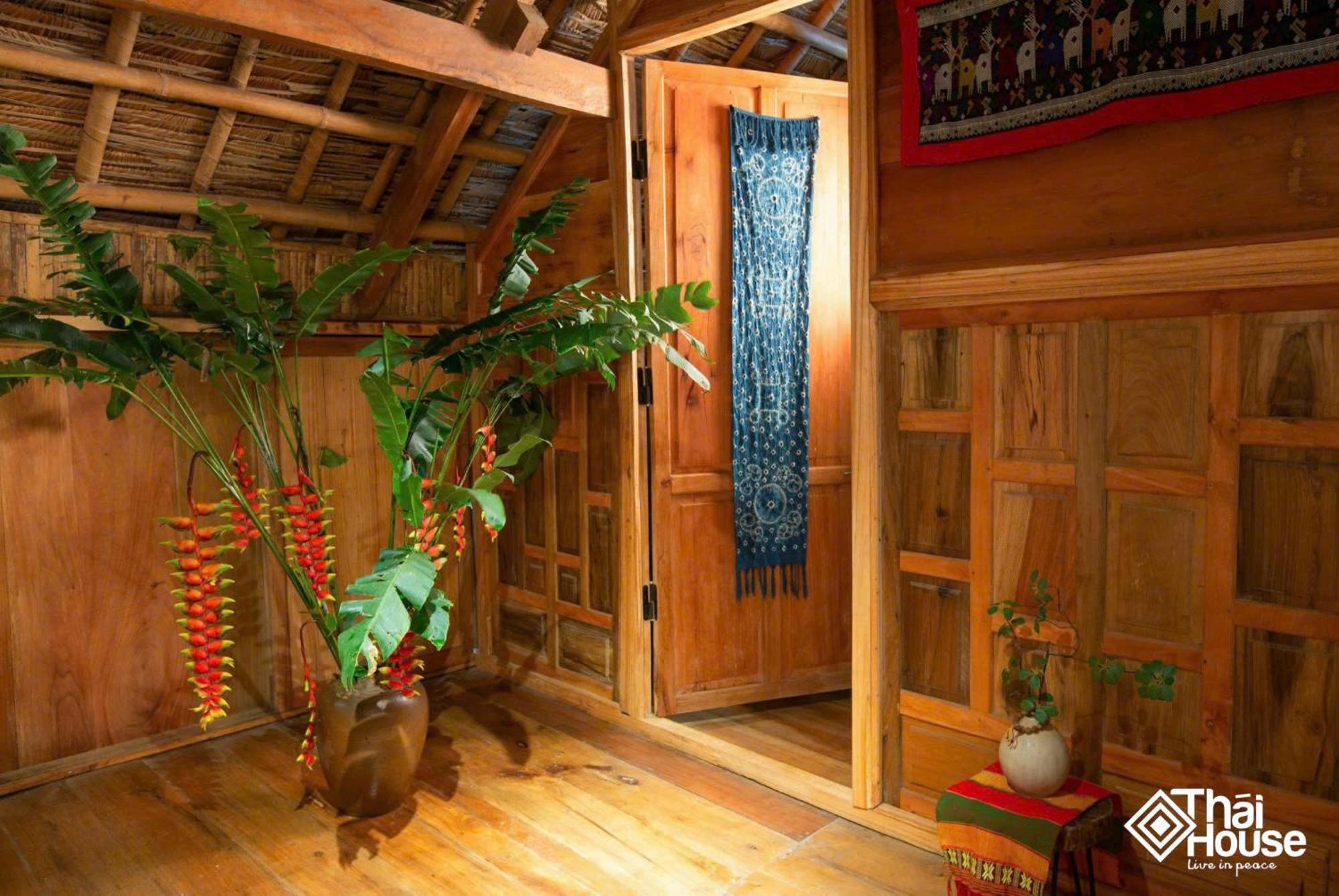 Thai House Pu Luong - Century Old Stilt House With Terrace Views Huong Ba Thuoc Kültér fotó